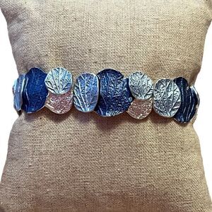Blue And Silver Leaf Stretch Bracelet